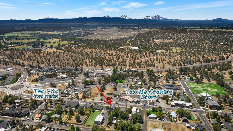 64678 Cook Ave, Bend, OR à vendre - Photo de l’immeuble – Image 2 sur 21