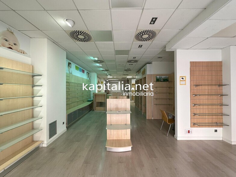 Local commercial dans Ontinyent, Valencia à vendre - Photo de l’immeuble – Image 2 sur 11