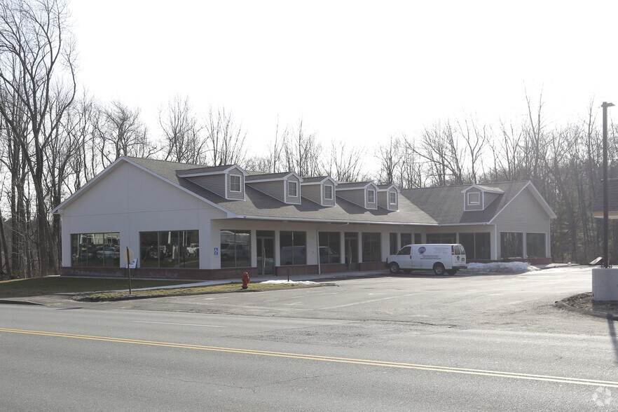 221-223 N Broadway, Salem, NH à vendre - Photo principale – Image 1 sur 26