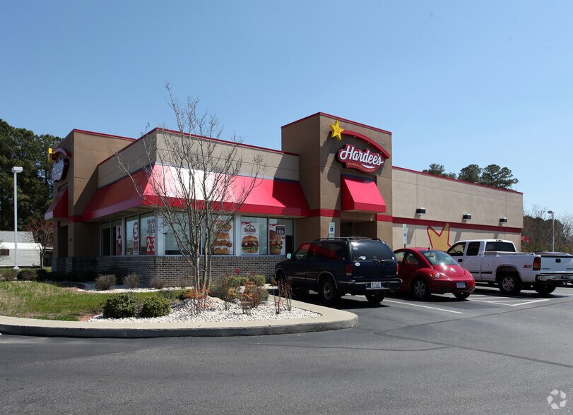 1262 N Brightleaf Blvd, Smithfield, NC à louer - Photo principale – Image 1 sur 2
