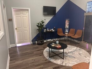 9505 Reisterstown Rd, Owings Mills, MD à louer Photo de l’immeuble– Image 1 sur 20