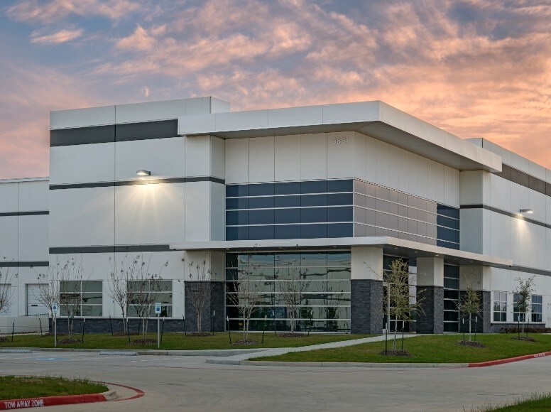 9200 Derrington Drive, Houston, TX à louer - Photo de l’immeuble – Image 2 sur 5