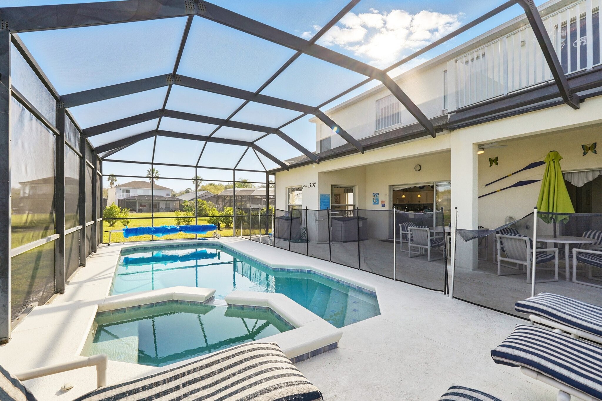 1207 Winding Cypress Ct, Kissimmee, FL à vendre Photo principale– Image 1 sur 5