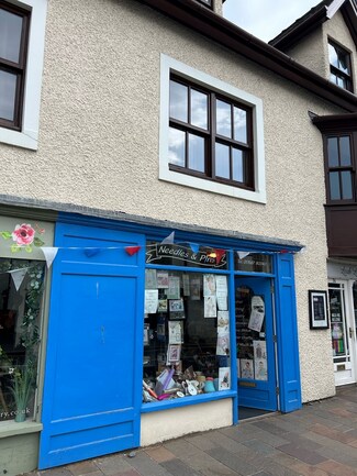 Plus de détails pour 78 Main St, Keswick - Local commercial à louer