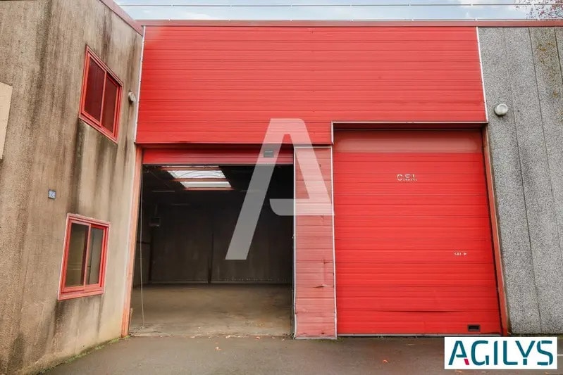 22 Rue Gutenberg, Bondoufle à louer - Photo de l’immeuble – Image 3 sur 11