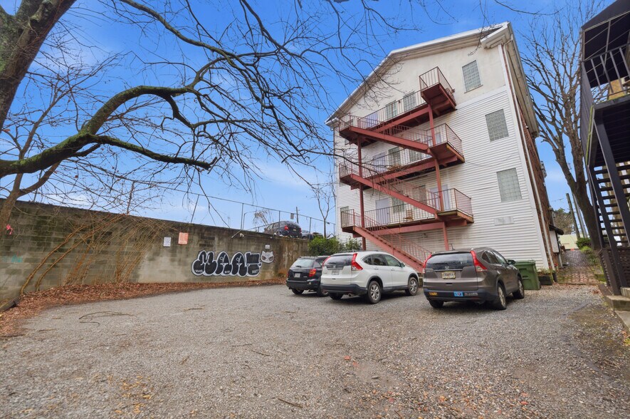 483 Moreland Ave, Atlanta, GA à louer - Photo de l’immeuble – Image 3 sur 8