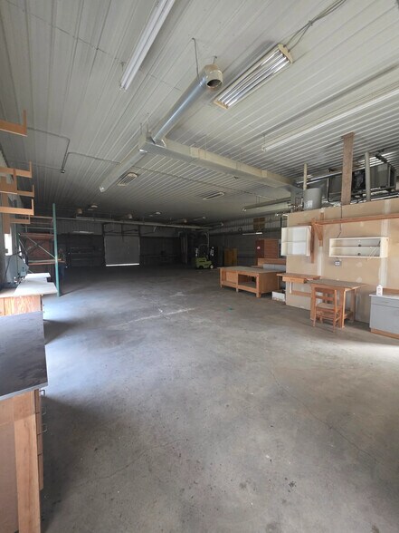 3 Dwight Park Dr, Syracuse, NY à louer - Photo intérieure – Image 3 sur 5