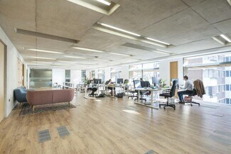 Plus de détails pour 45-57 Gee St, Londres - Bureau à louer