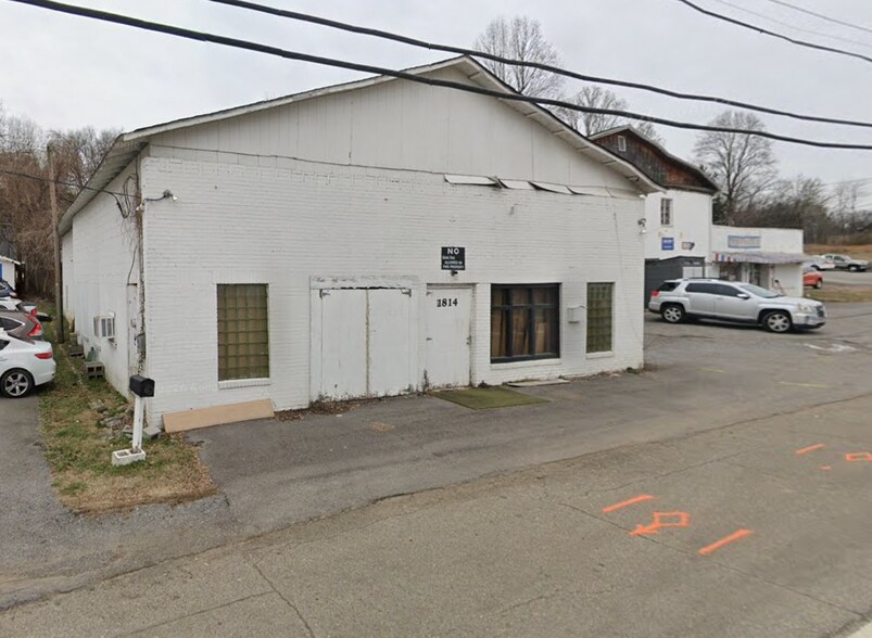 1814 E Broadway Ave, Maryville, TN à louer - Photo de l’immeuble – Image 2 sur 10