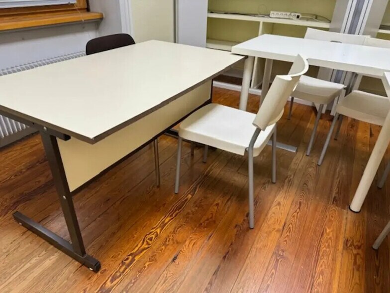 Bureau dans Villefranche-sur-Saône à louer - Photo de l’immeuble – Image 3 sur 4