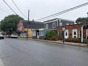 451 Lake Ave, Saint James, NY à louer Photo intérieure– Image 2 sur 11