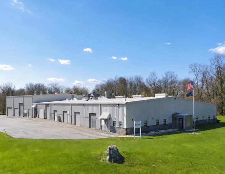 270 Emig Rd, York, PA à vendre - Photo de l’immeuble – Image 1 sur 4