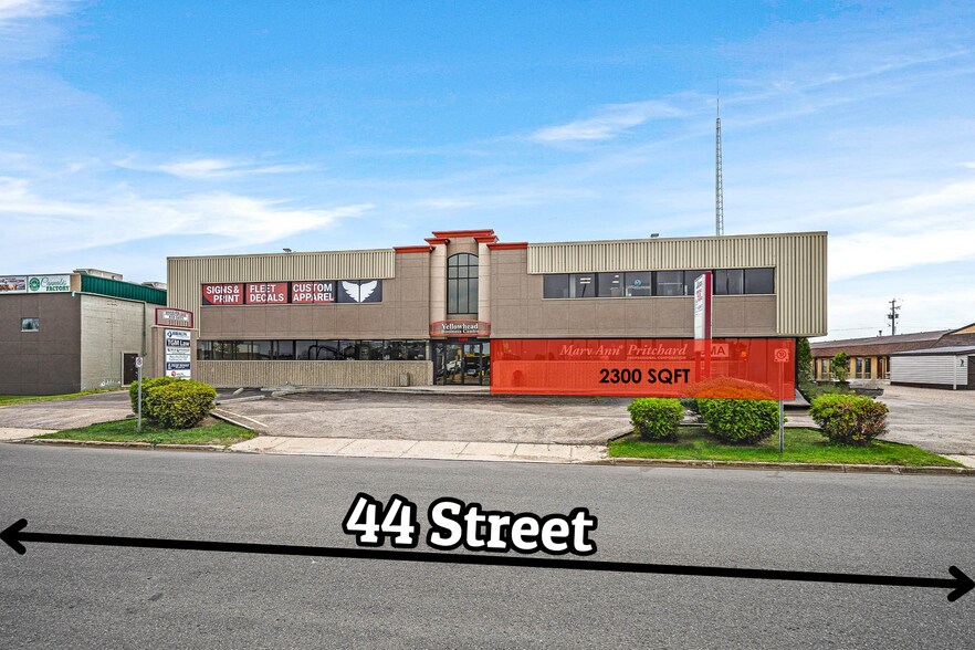 6209 44 St, Lloydminster, AB à louer - Photo de l’immeuble – Image 2 sur 27