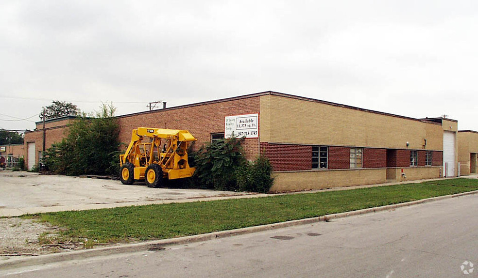 123 N 10th Ave, Melrose Park, IL à louer - Photo de l’immeuble – Image 3 sur 30