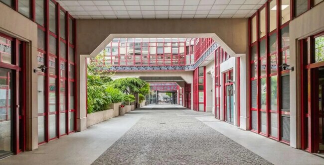 Plus de détails pour Bureau à vendre