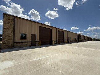 Plus de détails pour 7990 Old Bastrop Rd, New Braunfels, TX - Industriel/Logistique à louer