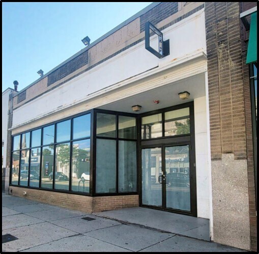 684 Centre St, Jamaica Plain, MA à louer - Photo de l’immeuble – Image 2 sur 2