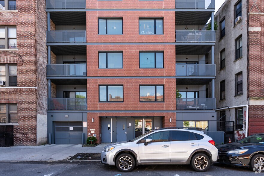 520 Parkside Ave, Brooklyn, NY à vendre - Photo de l’immeuble – Image 2 sur 30