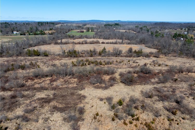 111 Wertsville Rd, Hillsborough, NJ à vendre - Photo de l’immeuble – Image 2 sur 4