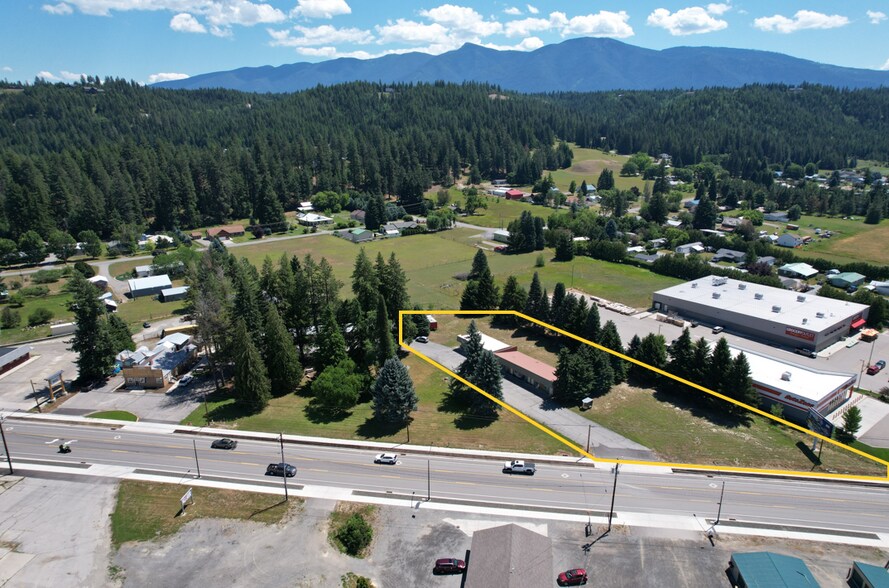 6409 Main St, Bonners Ferry, ID à vendre - Photo de l’immeuble – Image 2 sur 11