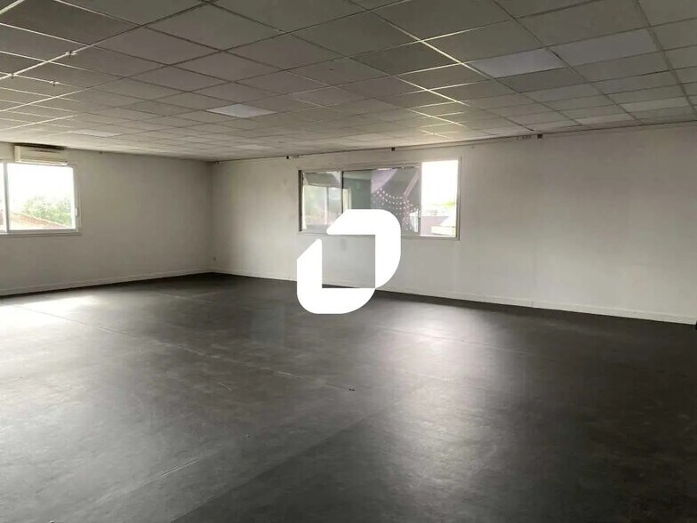 Local commercial dans Mérignac à louer - Photo intérieure – Image 2 sur 7