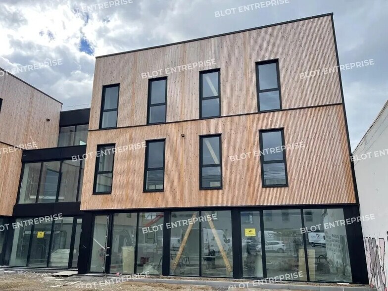 Bureau dans Lorient à louer - Photo de l’immeuble – Image 1 sur 4