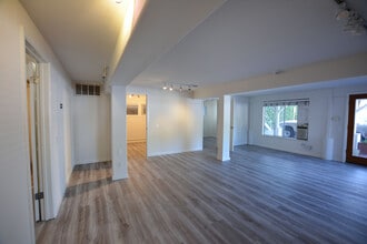 509 Magnolia Ave, Larkspur, CA à louer Photo intérieure– Image 1 sur 10