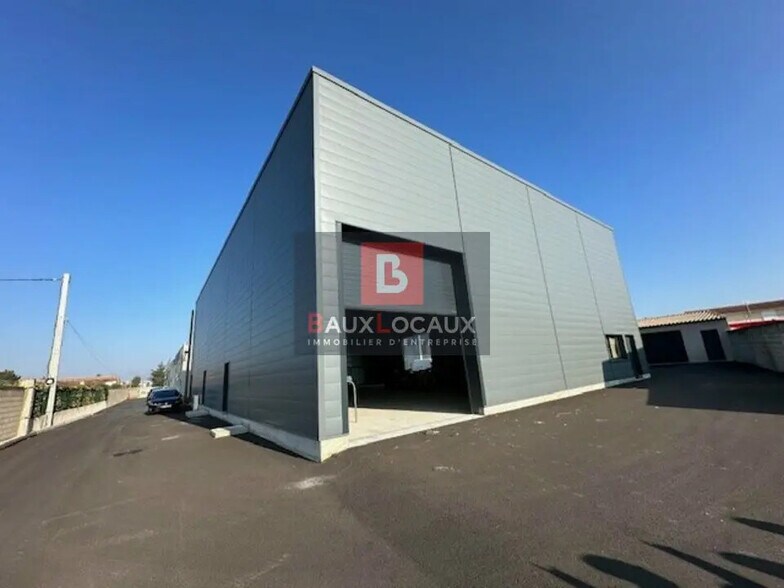 Local d’activités dans Vedène à louer - Photo de l’immeuble – Image 2 sur 5