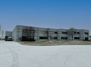 6790 Sims Dr, Sterling Heights, MI à louer Photo de l’immeuble– Image 1 sur 1