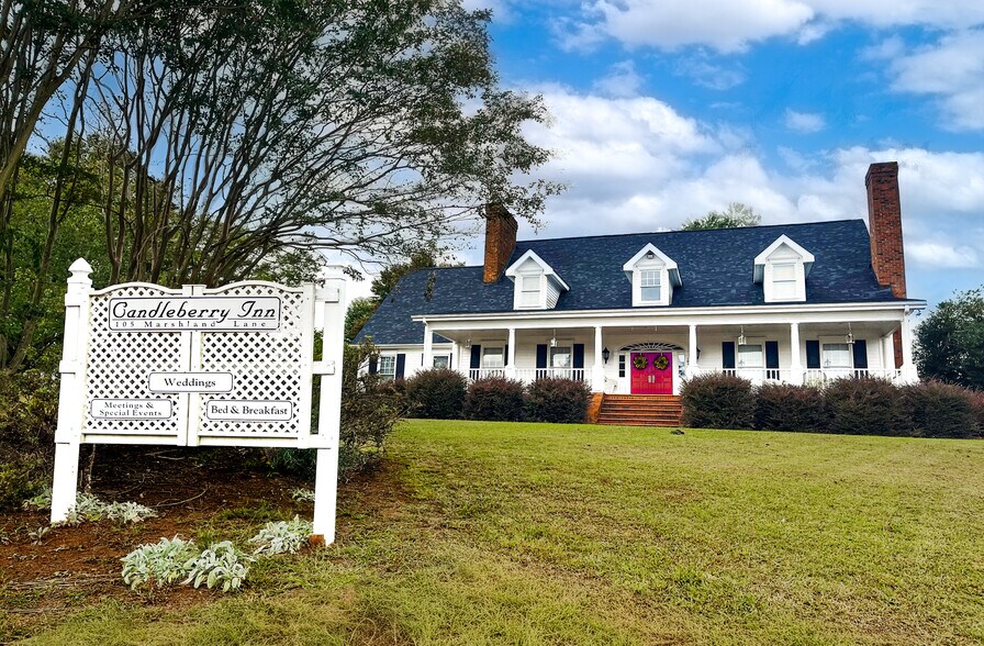 105 Marshland Ln, Greer, SC à vendre - Photo de l’immeuble – Image 2 sur 24