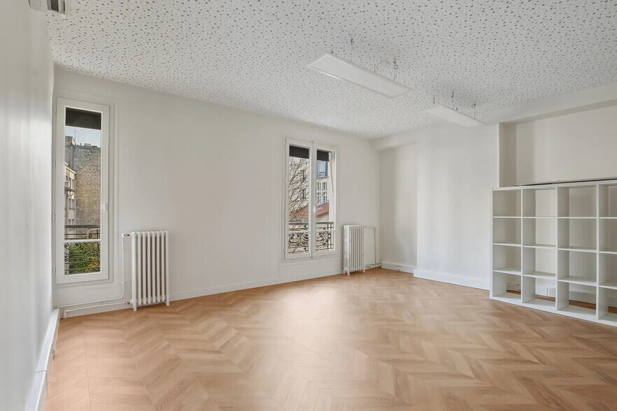 Bureau dans Paris à louer - Photo de l’immeuble – Image 1 sur 8