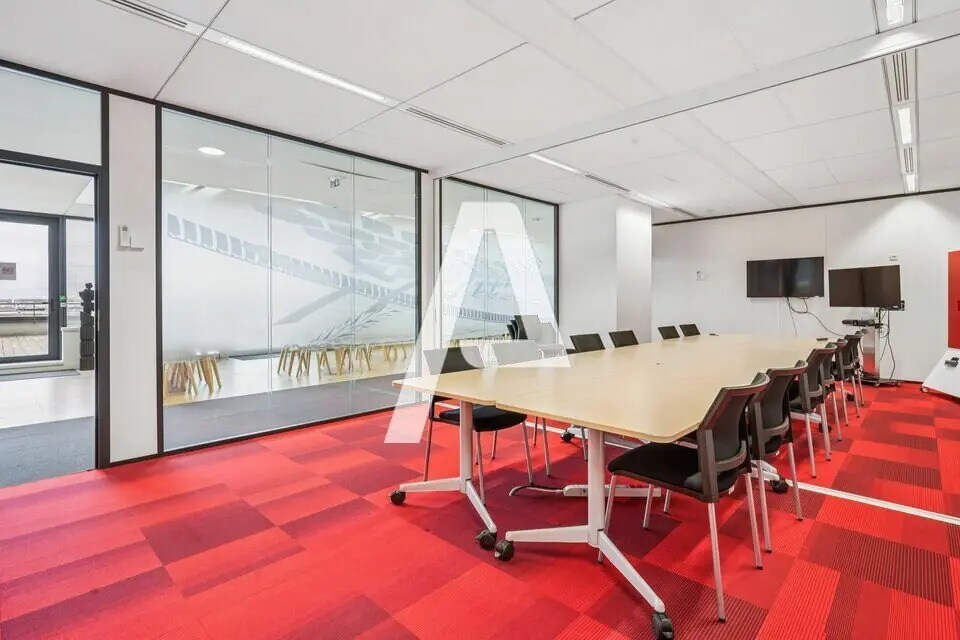 Bureau dans Rungis à louer Photo de l’immeuble– Image 1 sur 6