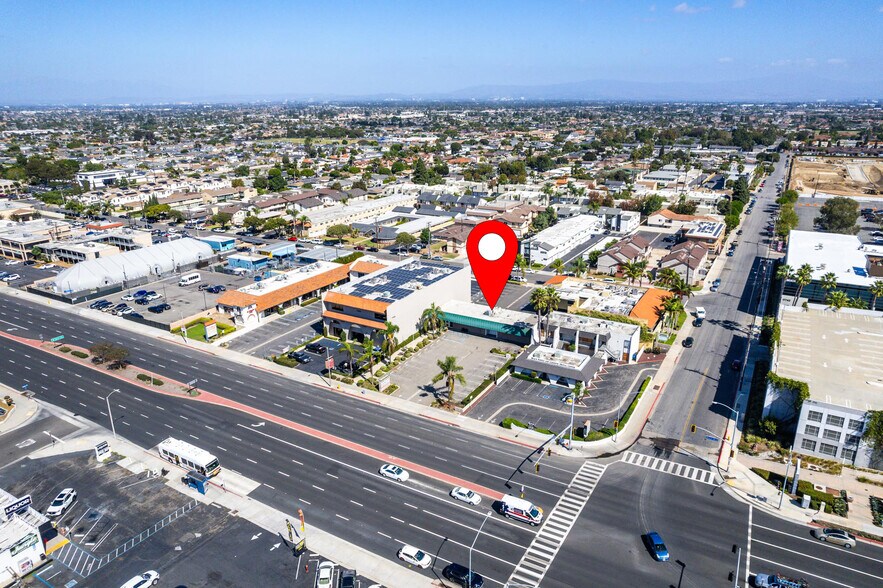 17712 Beach Blvd, Huntington Beach, CA à louer - Aérien – Image 3 sur 13