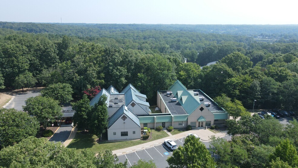 3310 Fall Hill Ave, Fredericksburg, VA à louer - Photo de l’immeuble – Image 2 sur 7