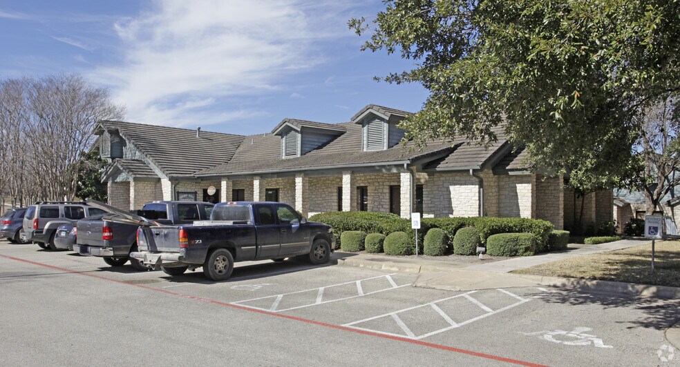 2302 Rawhide Dr, Round Rock, TX à vendre - Photo principale – Image 1 sur 4