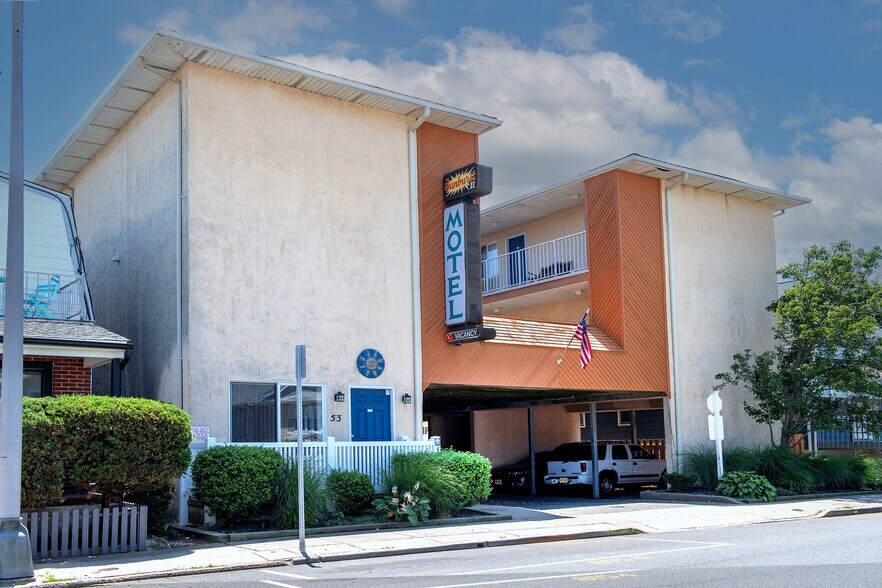 Sunburst Motel I & II portefeuille de 2 biens à vendre sur LoopNet.fr - Photo de l’immeuble – Image 2 sur 27