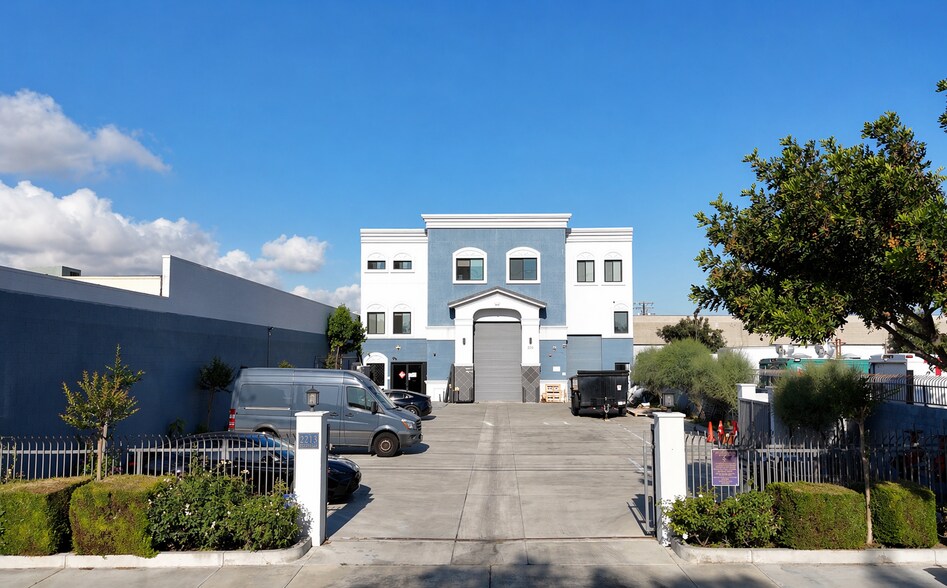 2213 Edwards Ave, South El Monte, CA à louer - Photo de l’immeuble – Image 2 sur 34