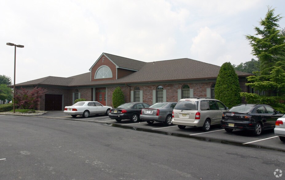 1307 White Horse Rd, Voorhees, NJ à louer - Photo de l’immeuble – Image 3 sur 13