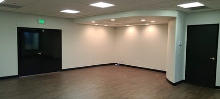 3434 Midway Dr, San Diego, CA à louer Photo intérieure– Image 2 sur 4