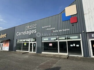 Plus de détails pour Local commercial à louer