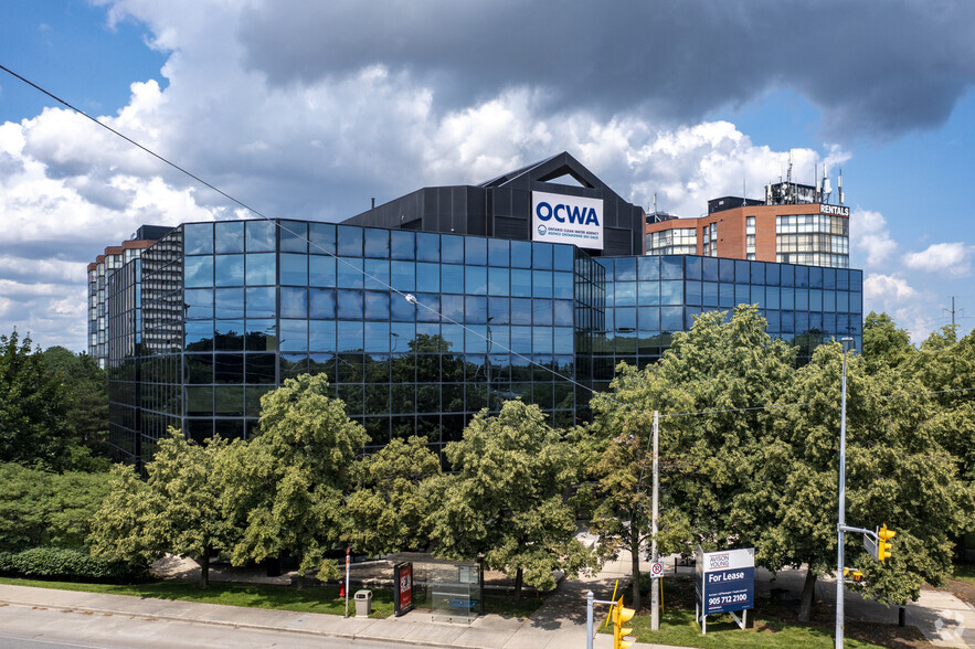 2085 Hurontario St, Mississauga, ON à louer - Photo principale – Image 1 sur 15
