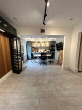 270 NE 60th St, Miami, FL à louer Photo intérieure– Image 2 sur 7