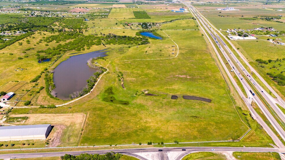 3303 FM 465, Seguin, TX à vendre - Aérien – Image 3 sur 6
