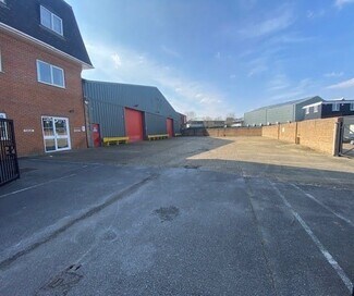 Plus de détails pour Eastheath Av, Wokingham - Industriel/Logistique à vendre