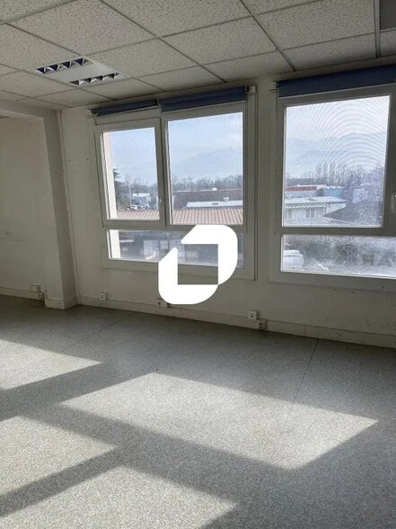 106 Rue De La Liberté, Seyssins à louer - Photo intérieure – Image 3 sur 8