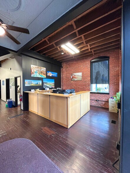152 W 12 St, Erie, PA à louer - Photo de l’immeuble – Image 3 sur 24