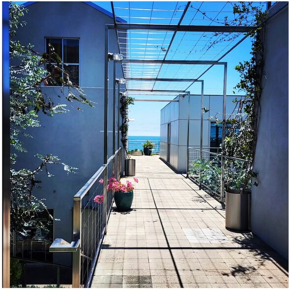 24955 Pacific Coast Hwy, Malibu, CA à louer - Photo de l’immeuble – Image 3 sur 10