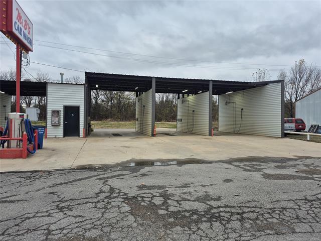 305 Chouteau Ave, Chouteau, OK à vendre - Photo de l’immeuble – Image 3 sur 3