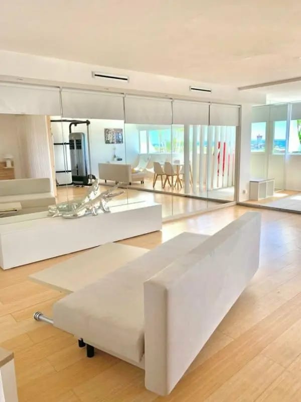 Local commercial dans Villeneuve-Loubet à louer Photo de l’immeuble– Image 1 sur 6