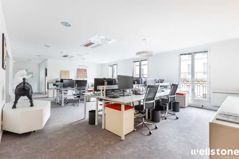 Bureau dans Paris à louer Photo de l’immeuble– Image 1 sur 12